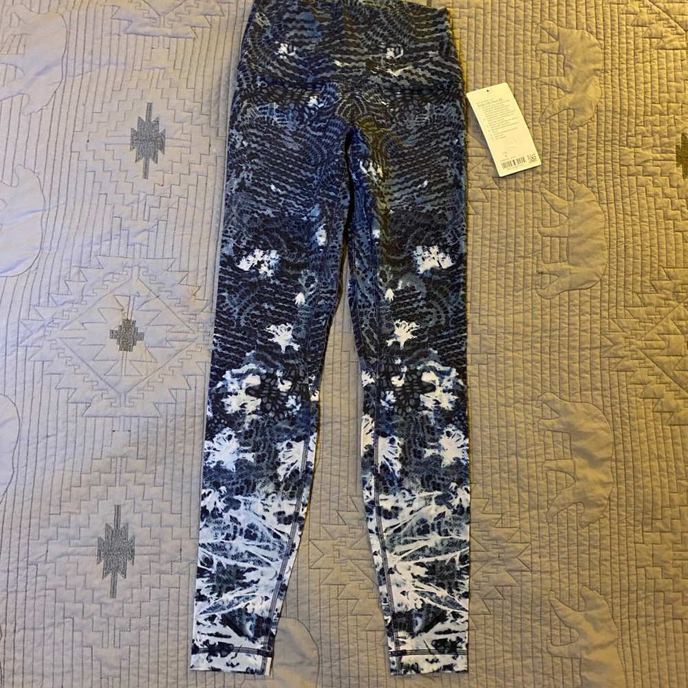 lululemon Align 28”